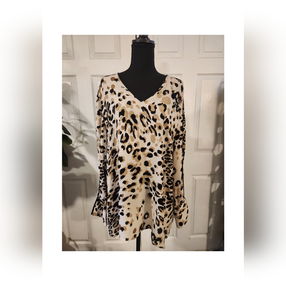 Chicos Cheetah Print Womens Long Sleeve  XL Blouse | NWOT